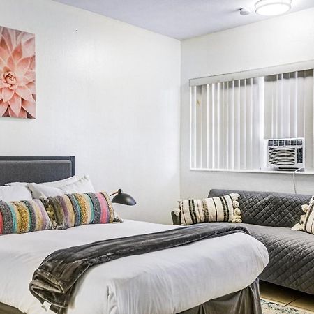 Hallandale Gulfstream Pool Walk To The Beach Apartment Hallandale Beach Luaran gambar