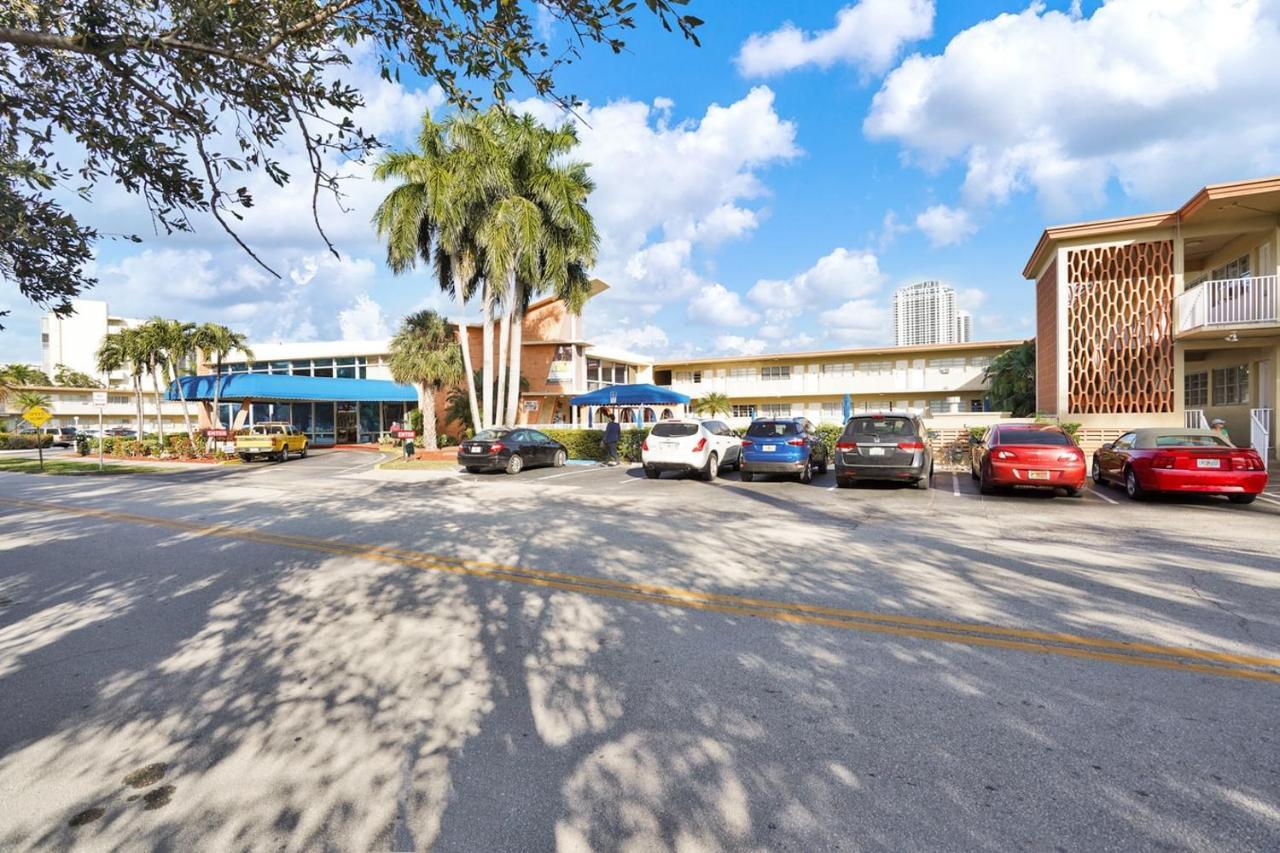 Hallandale Gulfstream Pool Walk To The Beach Apartment Hallandale Beach Luaran gambar