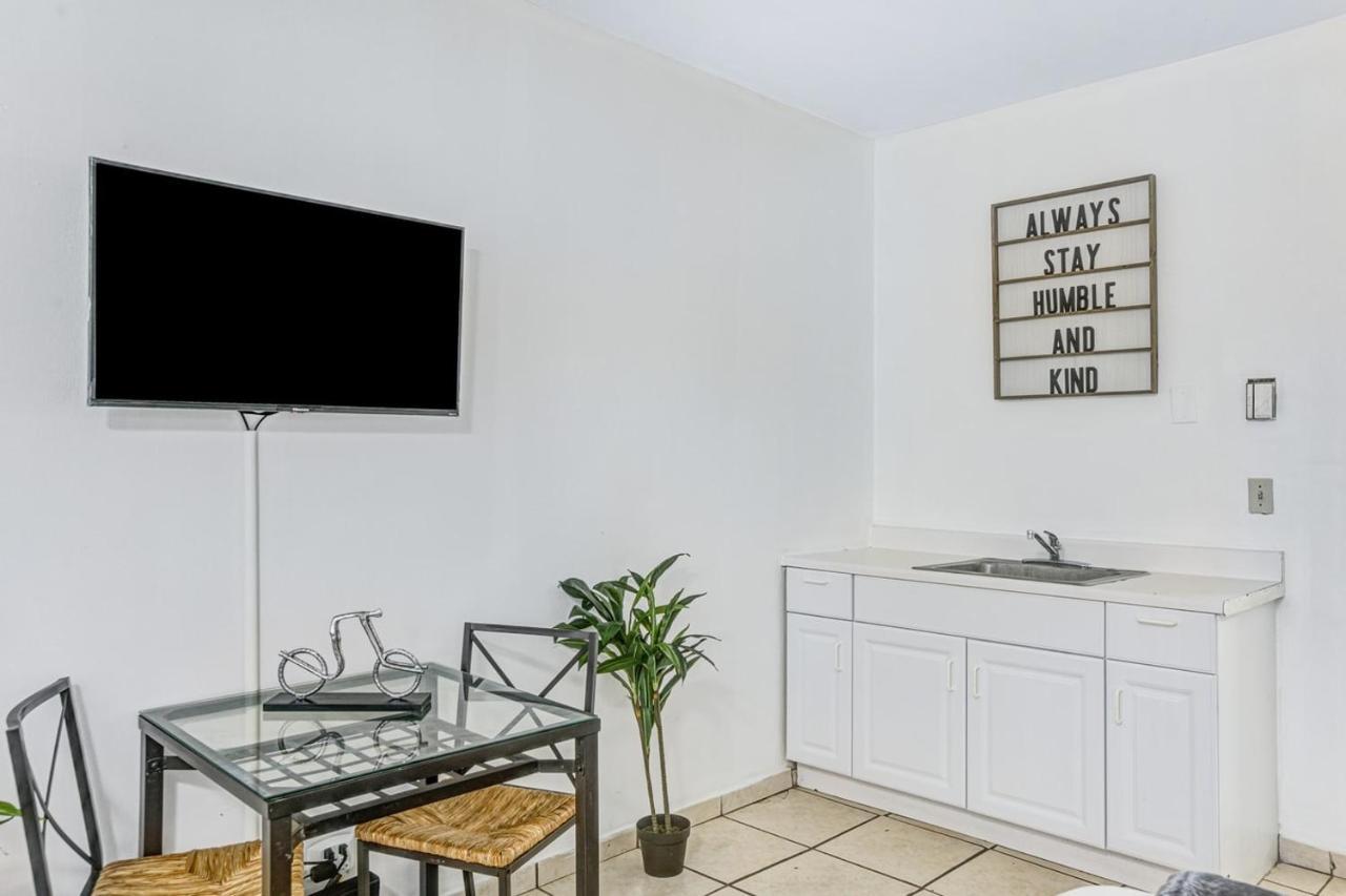 Hallandale Gulfstream Pool Walk To The Beach Apartment Hallandale Beach Luaran gambar