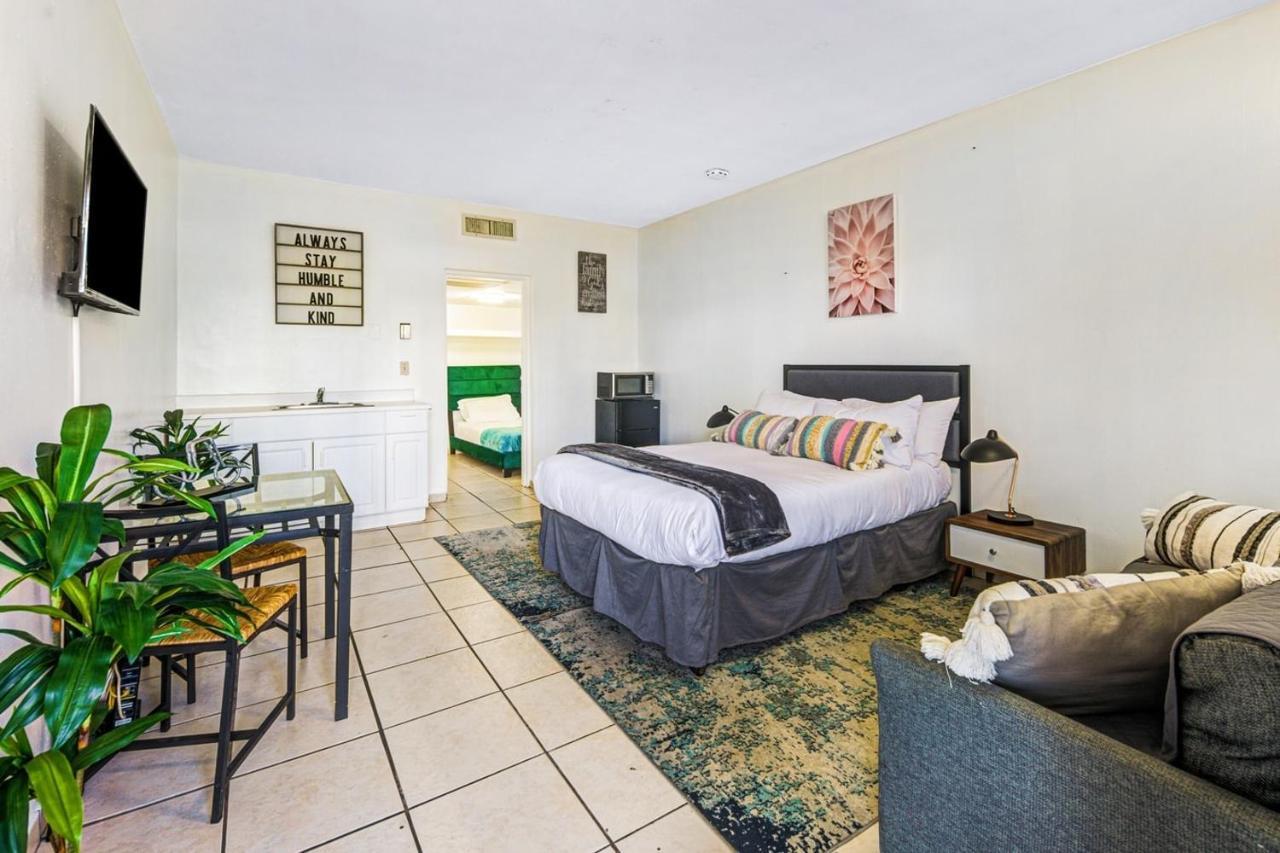 Hallandale Gulfstream Pool Walk To The Beach Apartment Hallandale Beach Luaran gambar
